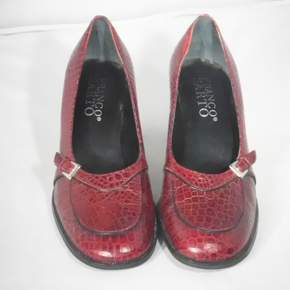 Franco Sarto Red Crocodile Chunky Heel Pump 6M
